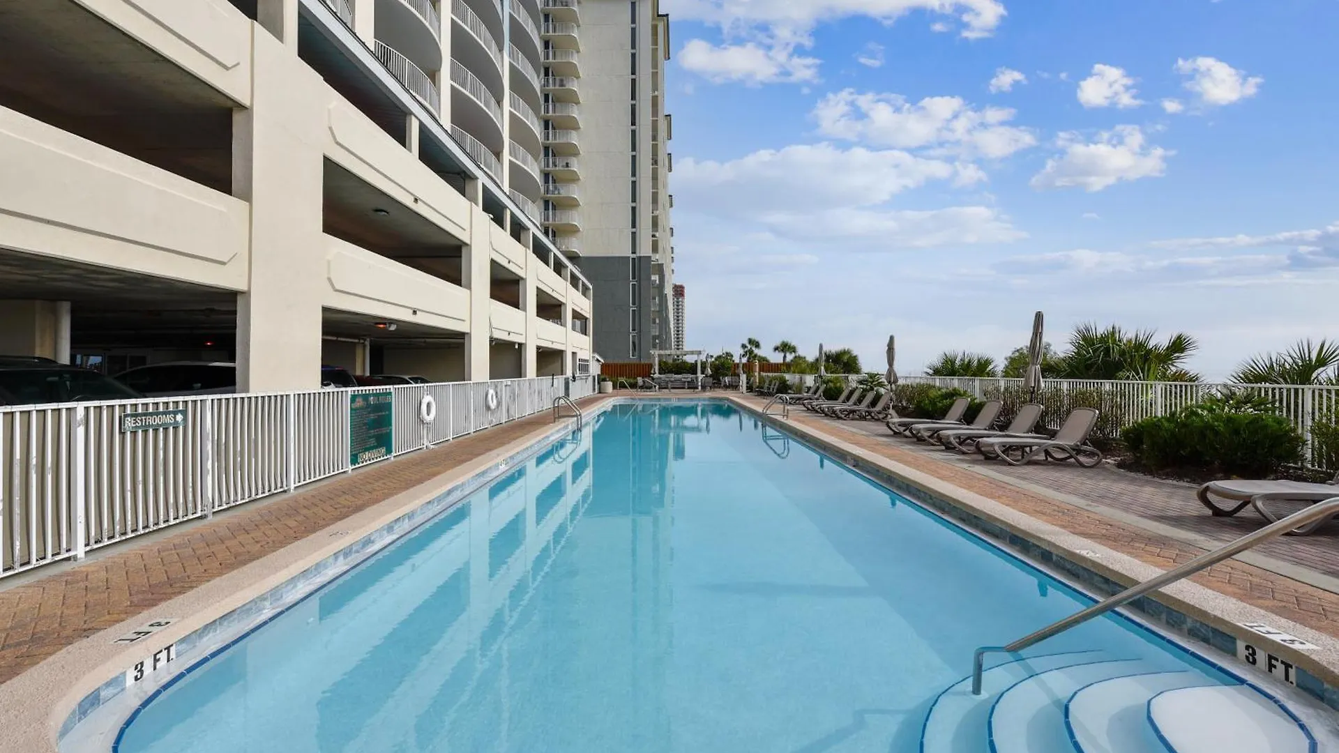 Holiday home Twin Palms Resort #601 By Book That Condo Panama City Beach