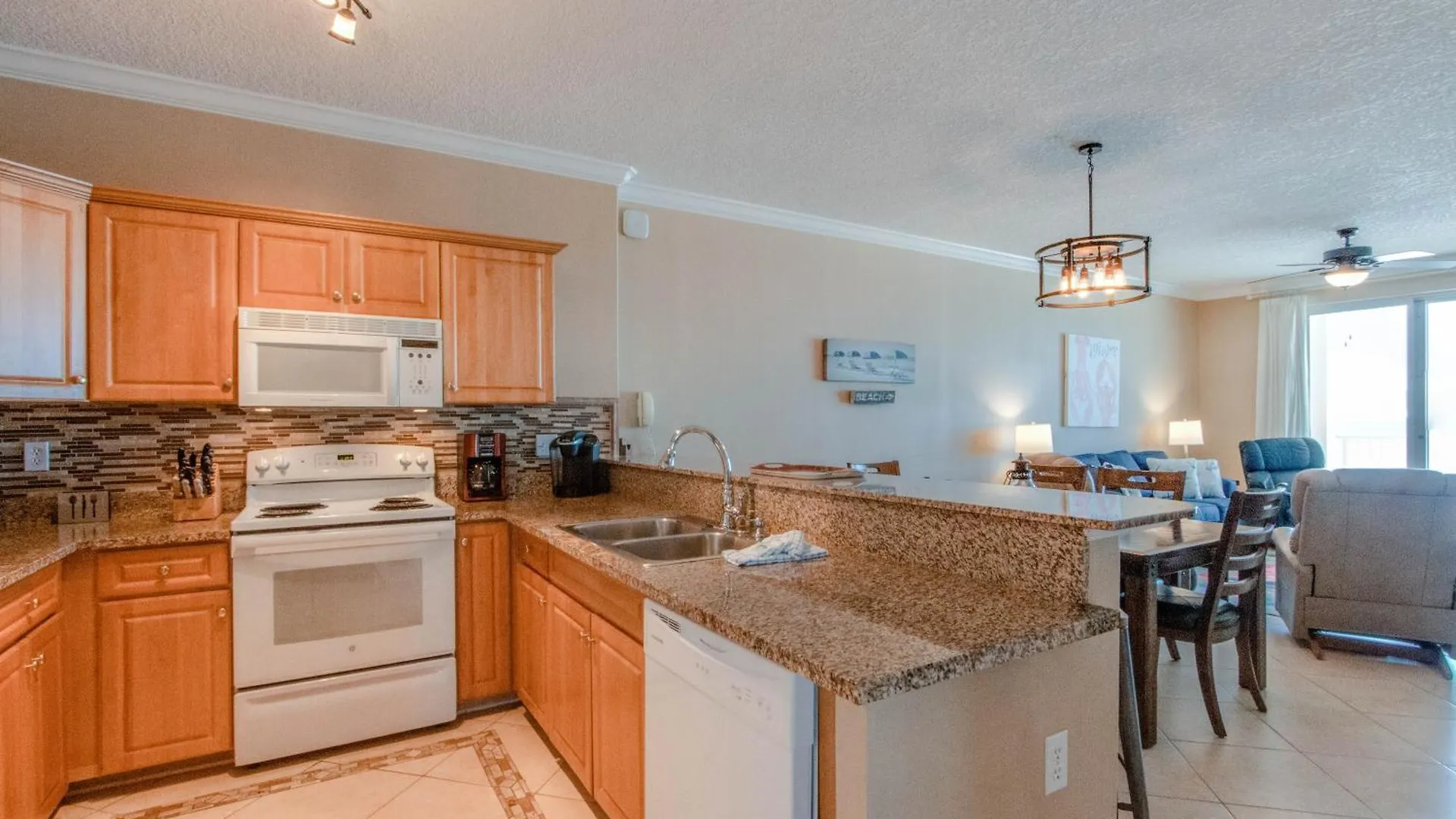 Holiday home Twin Palms Resort #601 By Book That Condo Panama City Beach